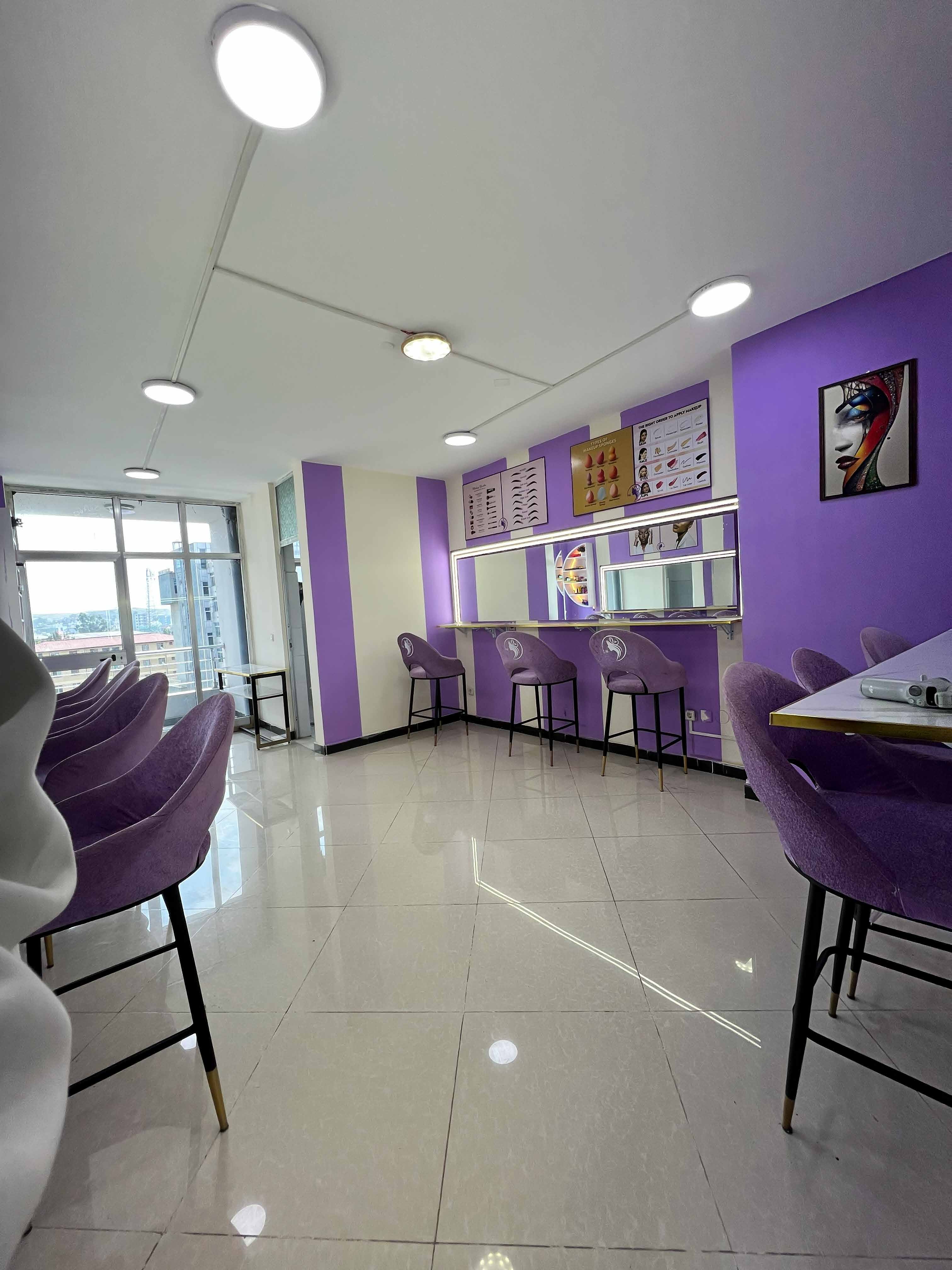 Real salon training floor